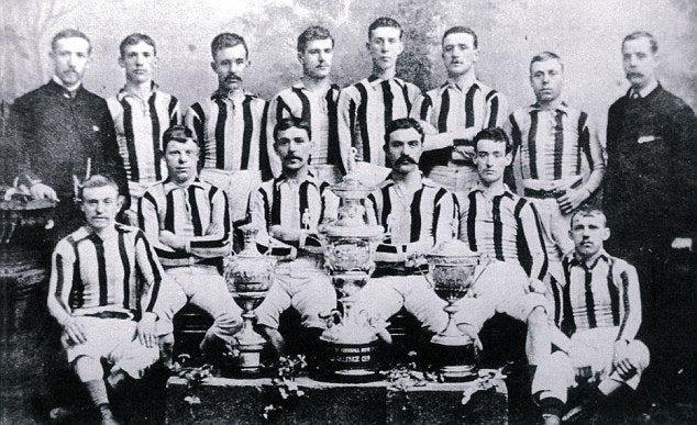 Un voyage à travers les époques du football : des débuts de Davenport à l'ère moderne