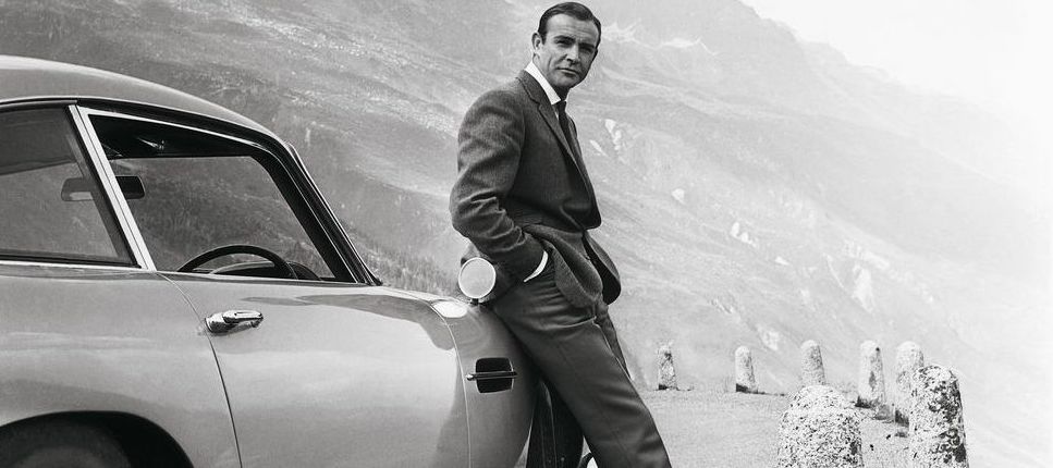 James Bond et Aston Martin